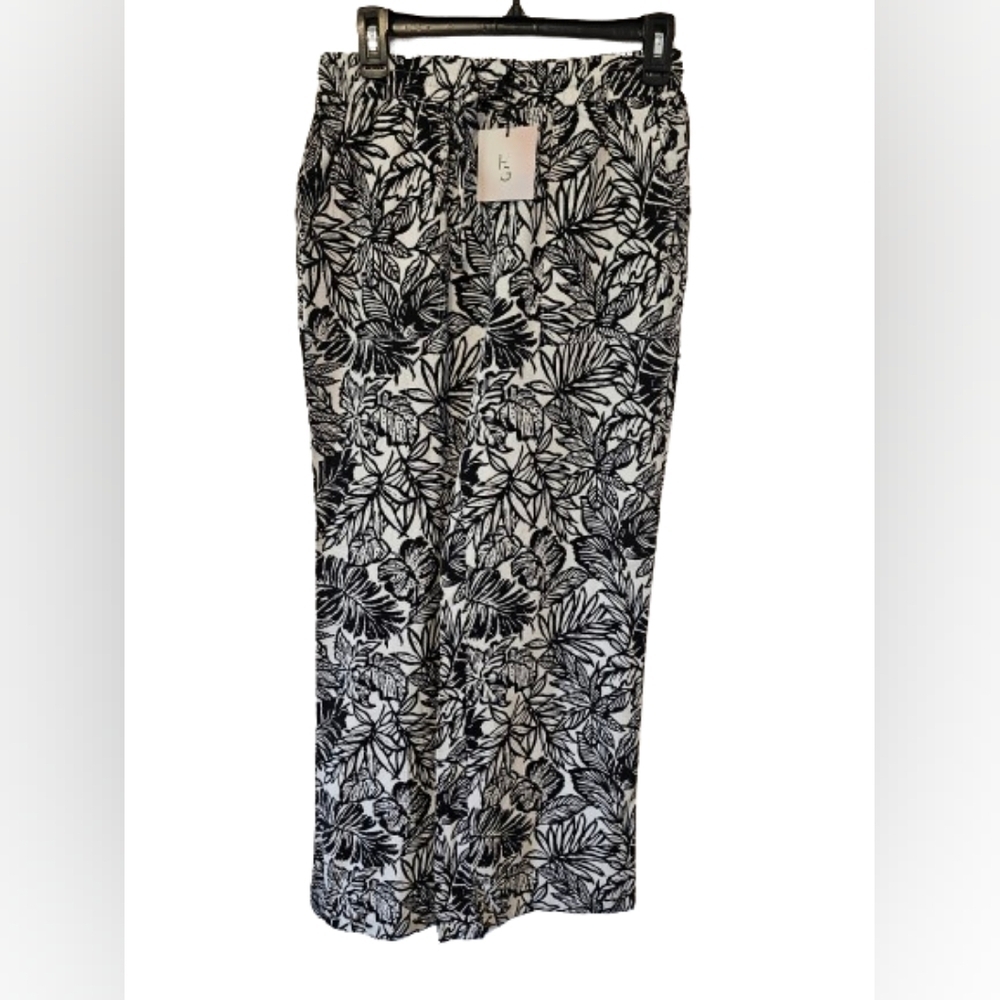 Happily Grey Black and White Tropical Pants Womens Size Medium NWT